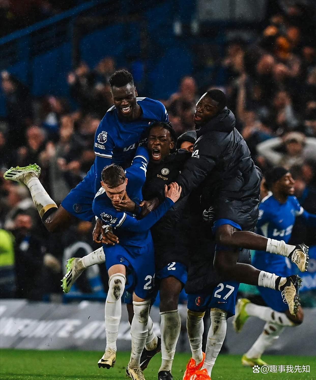 关于切尔西训练开放日，转会期内部沟通引欢呼，英超在即，球队文化再被提及的信息