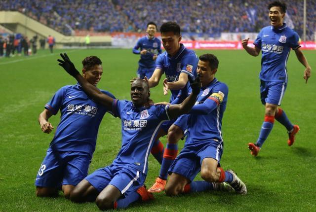 里程碑夜！上海申花战术微调；足总杯赛后刷纪录；悬念犹存；资深球员宣示担当的简单介绍